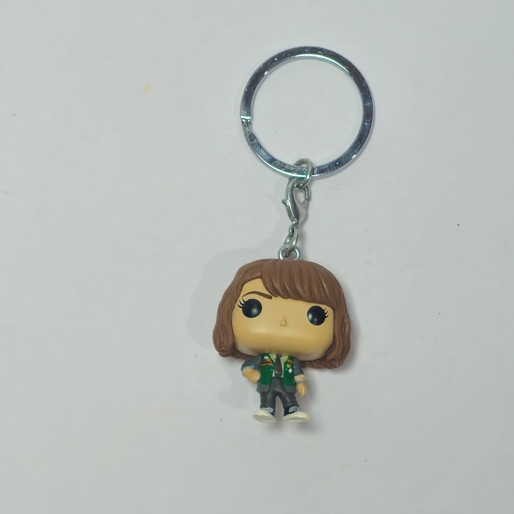 Funko Keychain Stranger Things Max Mayfield OS Brown Excellent Pocket Pop Vinyl